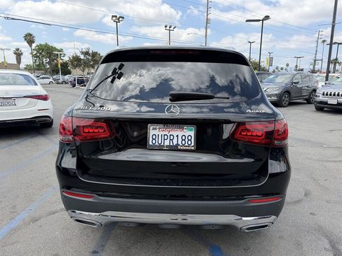 Used 2021 Mercedes-Benz GLC 300 4MATIC w/ Premium Package image 6