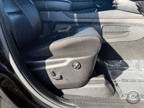 Used 2023 Dodge Durango GT image 14