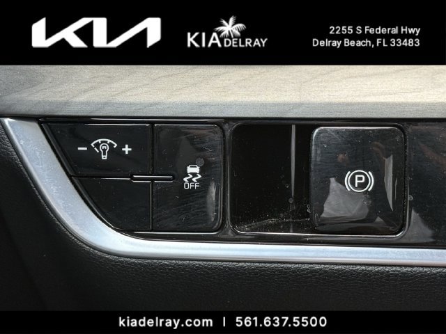 Certified 2025 Kia Sportage X-Line AWD/4WD image 17