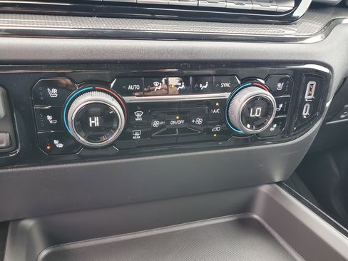 New 2026 Chevrolet Silverado 2500 ZR2 w/ LPO, Dark Essentials Package AWD/4WD image 24