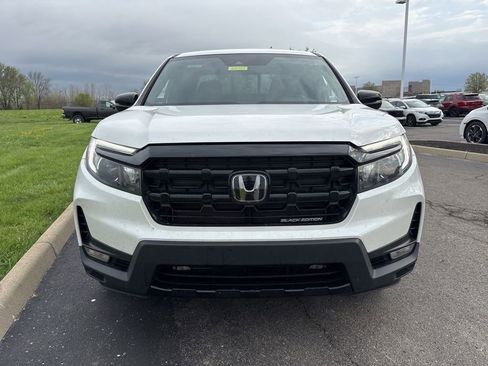 Used 2024 Honda Ridgeline Black Edition image 2