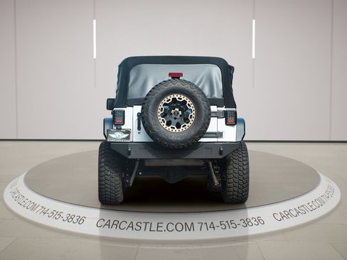 Used 2018 Jeep Wrangler Unlimited Sport S AWD/4WD image 11
