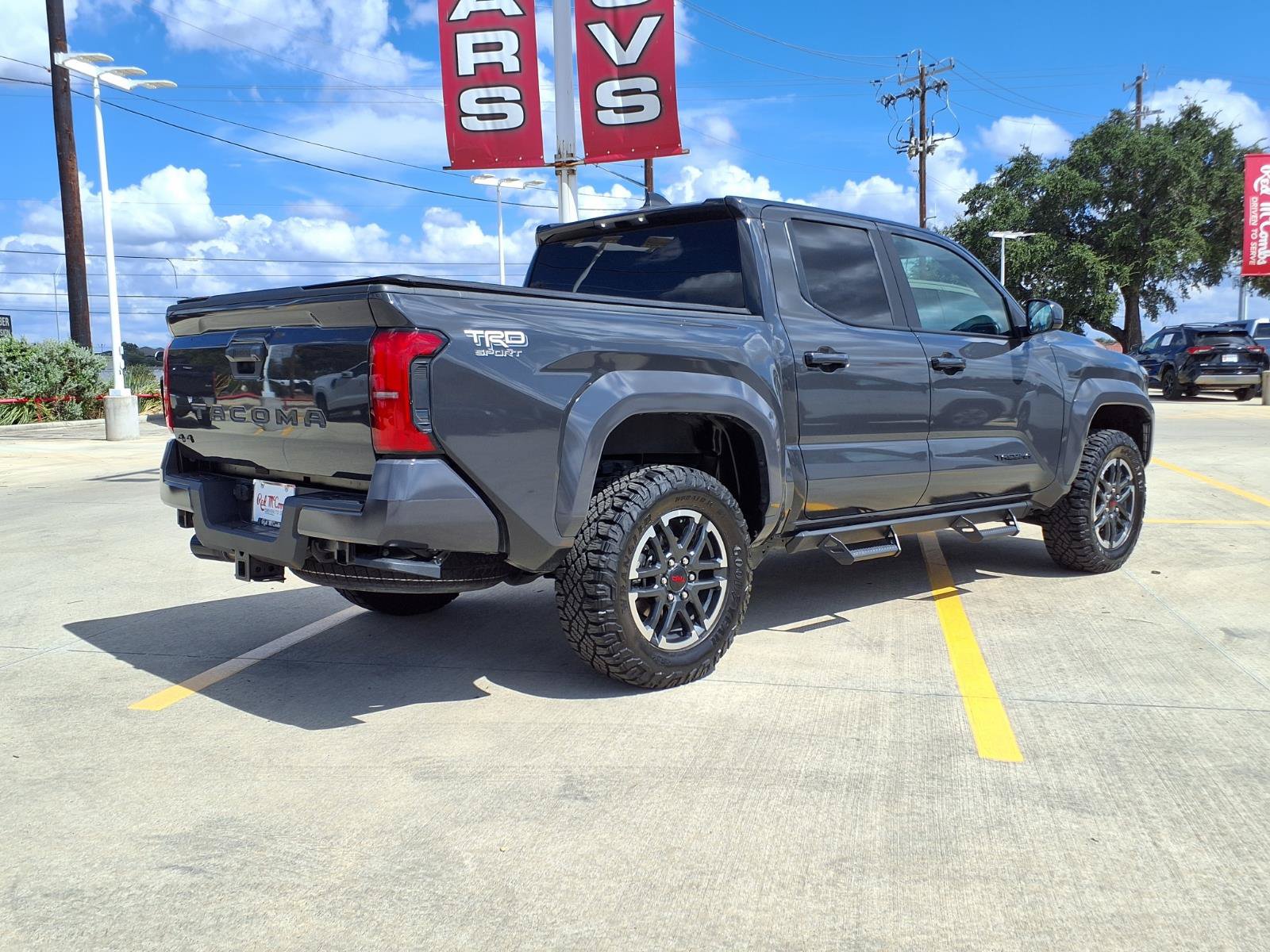 Certified 2025 Toyota Tacoma TRD Sport AWD/4WD image 4