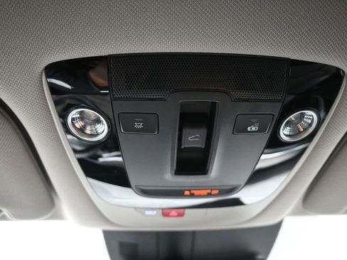 Certified 2024 Kia Sorento SX image 17