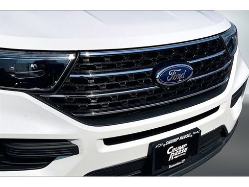 Used 2020 Ford Explorer XLT AWD/4WD image 34