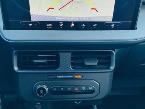 New 2025 Ford Maverick XL w/ Equipment Group 101A image 9