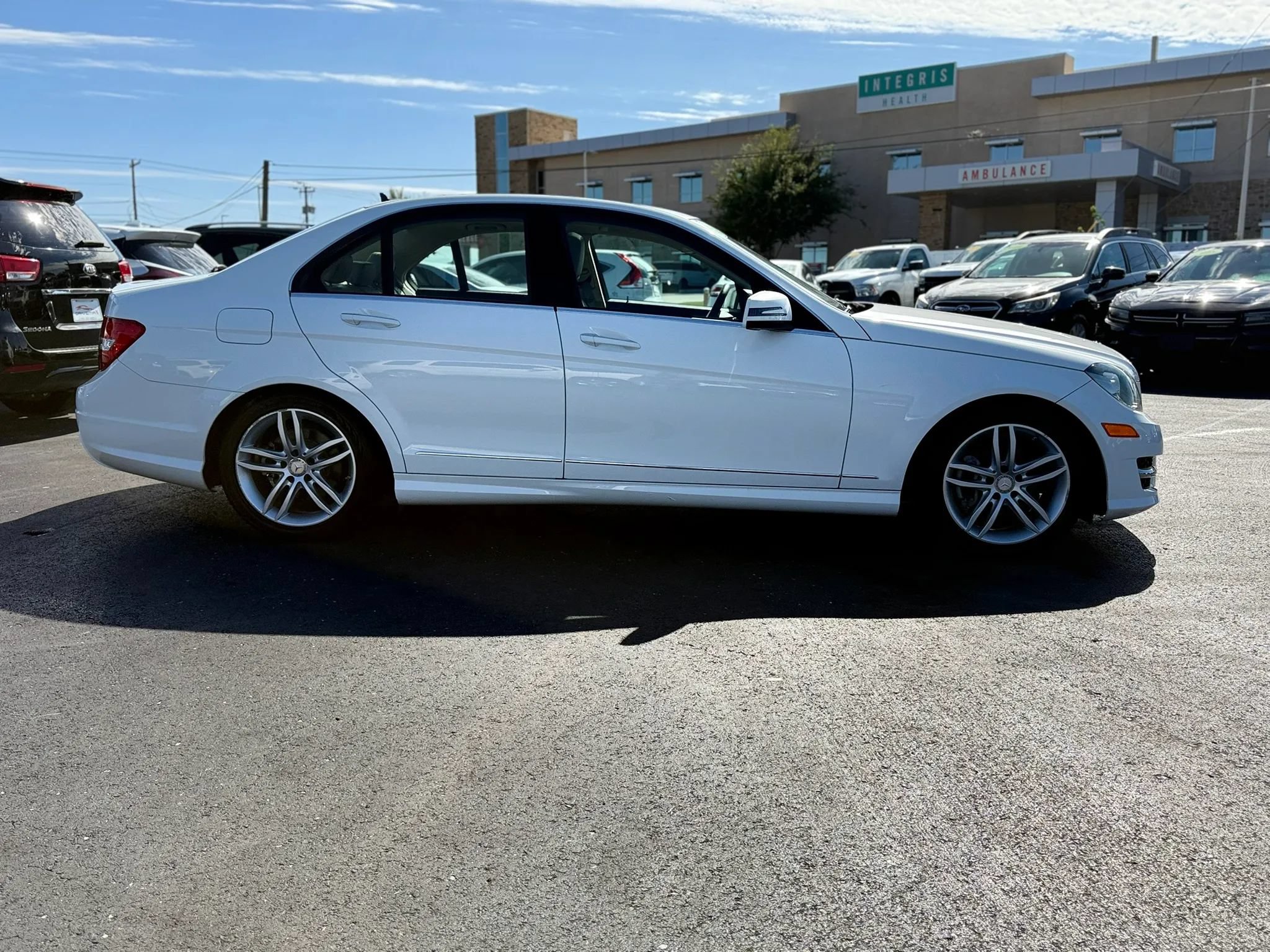 Used 2014 Mercedes-Benz C 250 Sedan image 2