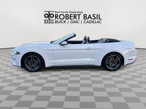 Used 2020 Ford Mustang Premium RWD image 5