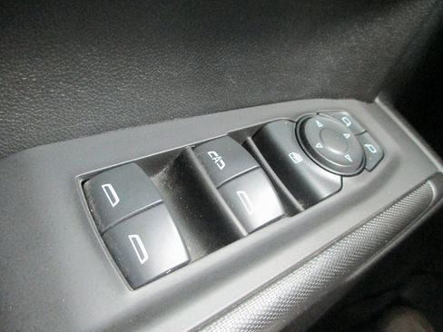 Used 2021 Chevrolet Silverado 1500 Custom Trail Boss w/ LPO, Dark Essentials Package image 21