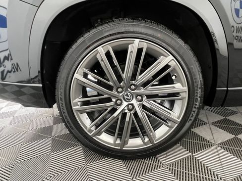 Used 2025 Lexus TX 350 AWD w/ Technology Package image 16