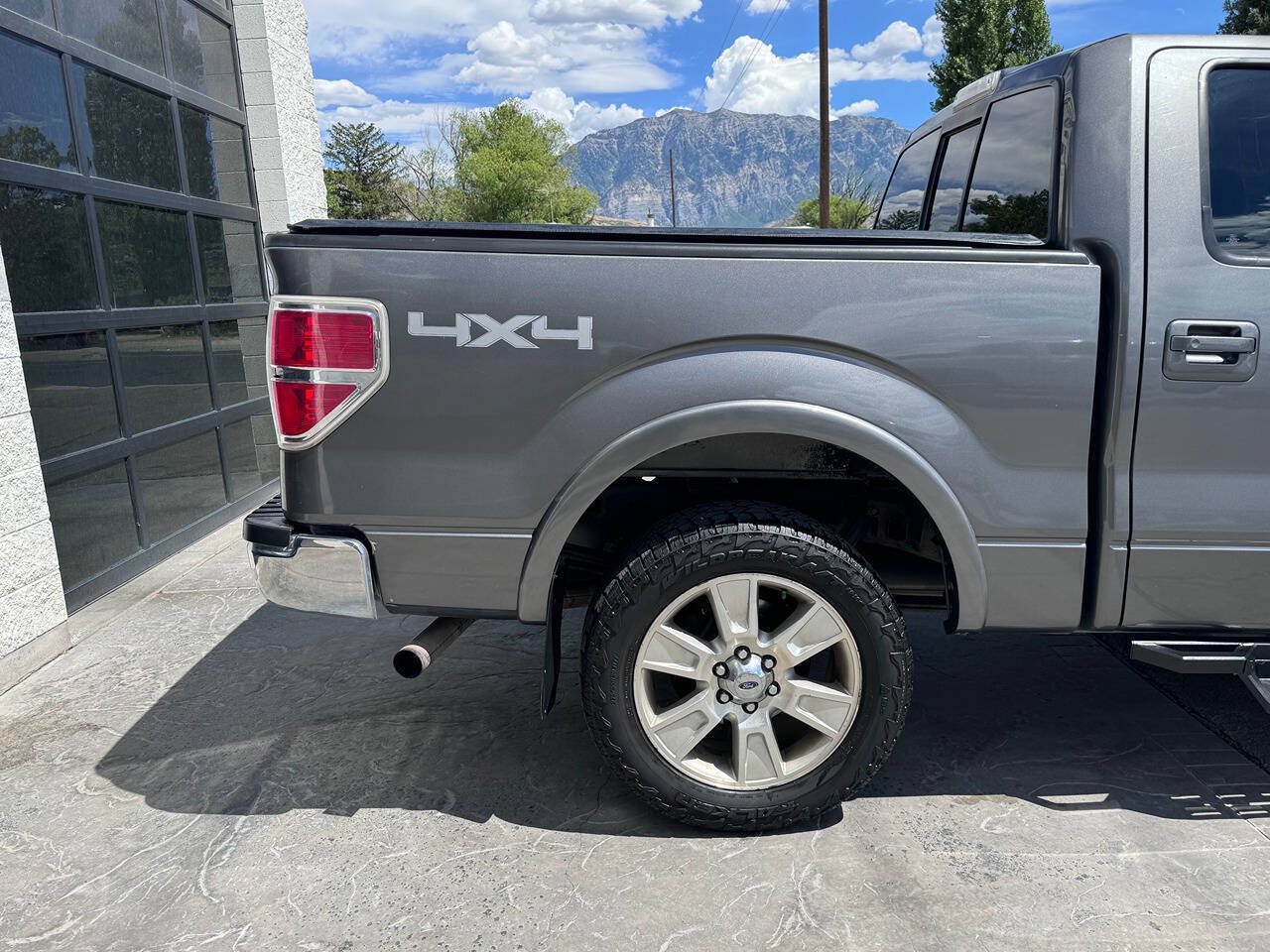 Used 2013 Ford F150 Lariat w/ Luxury Equipment Group AWD/4WD image 11