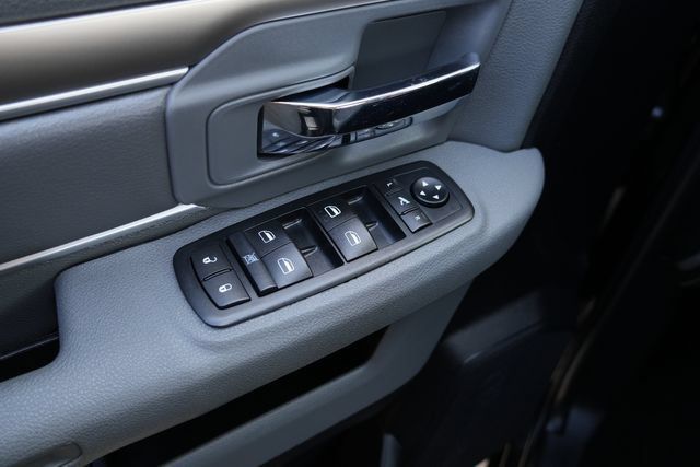 Used 2015 RAM 2500 Lone Star AWD/4WD image 39