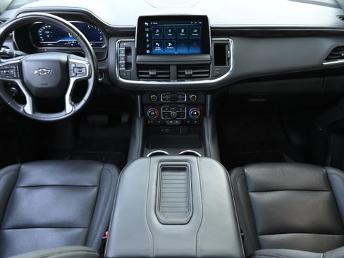 Used 2023 Chevrolet Tahoe Z71 w/ Luxury Package image 13