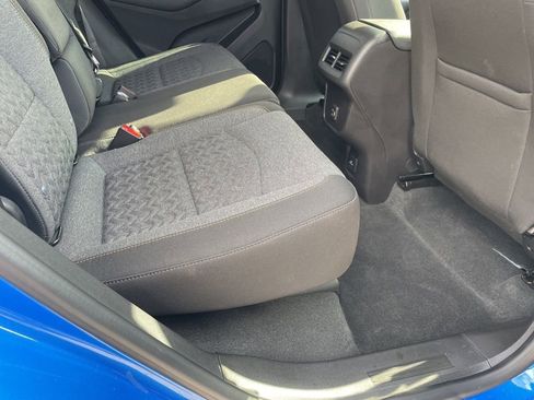 Used 2024 Chevrolet Equinox LT FWD image 33