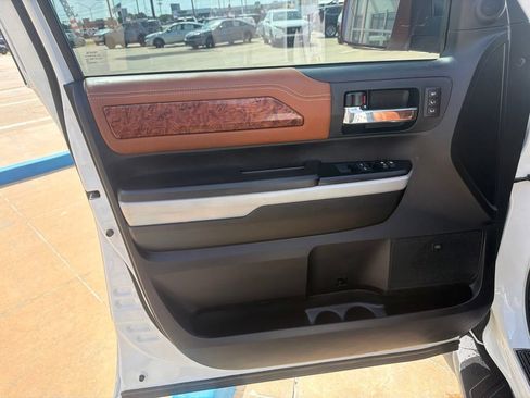Used 2021 Toyota Tundra 1794 Edition AWD/4WD image 17