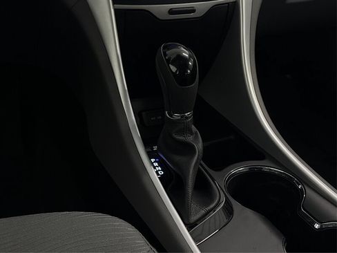 Used 2015 Hyundai Sonata Hybrid FWD image 19