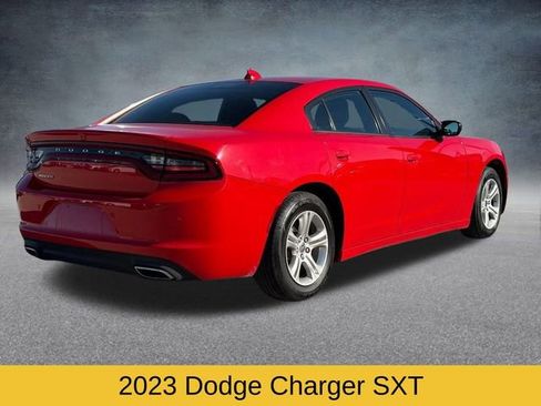 Used 2023 Dodge Charger SXT image 3