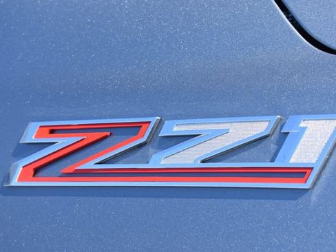 Used 2022 Chevrolet Tahoe Z71 w/ Z71 Off-Road Package AWD/4WD image 13