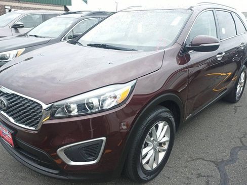 Used 2018 Kia Sorento AWD image 1