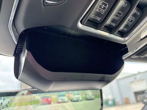 Used 2024 Jeep Grand Cherokee L Limited w/ Luxury Tech Group II image 46