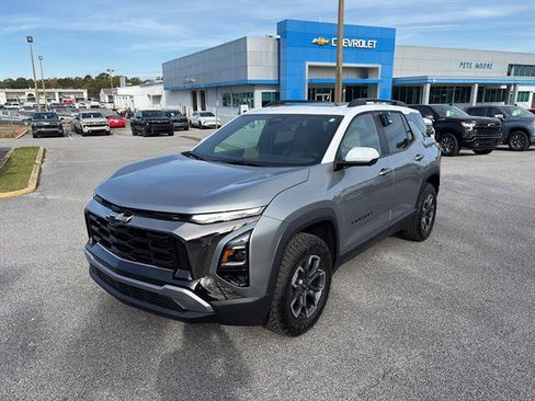 New 2026 Chevrolet Equinox ACTIV w/ Convenience Package III image 3