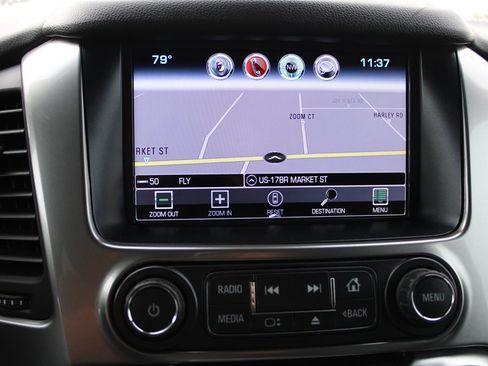 Used 2020 Chevrolet Suburban Premier AWD/4WD image 22