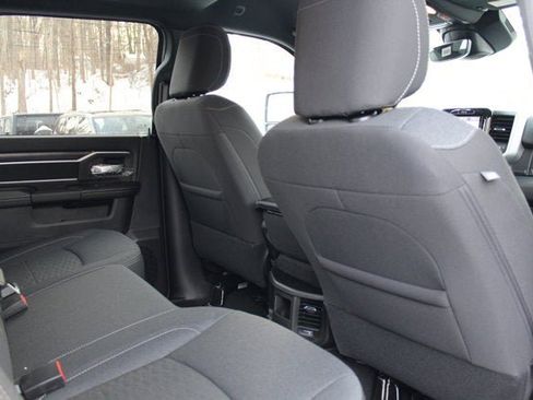 Used 2025 RAM 2500 Big Horn AWD/4WD image 16