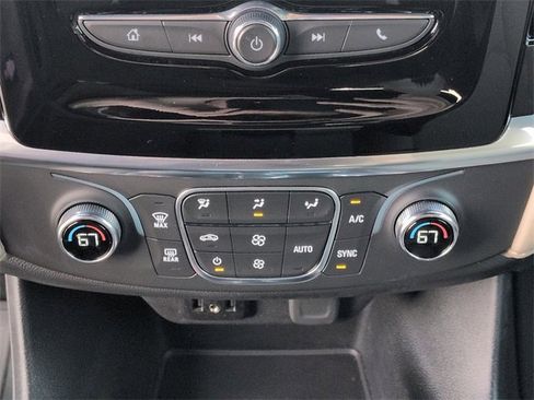 Certified 2023 Chevrolet Traverse LS image 9