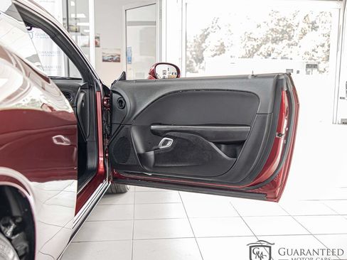 Used 2019 Dodge Challenger SXT RWD image 29