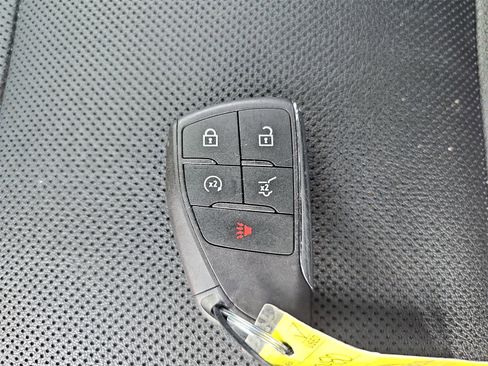 Used 2024 Chevrolet Equinox EV LT image 35