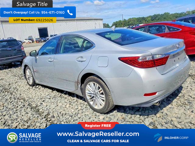 Used 2013 Lexus ES 350 w/ Luxury Pkg FWD image 3