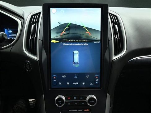 Used 2021 Ford Edge ST-Line image 28