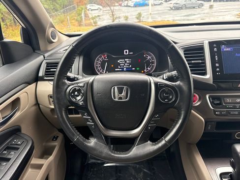 Used 2017 Honda Pilot EX-L image 18