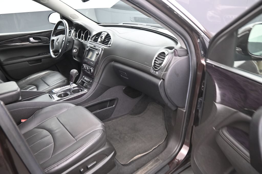 Used 2016 Buick Enclave Leather FWD image 13