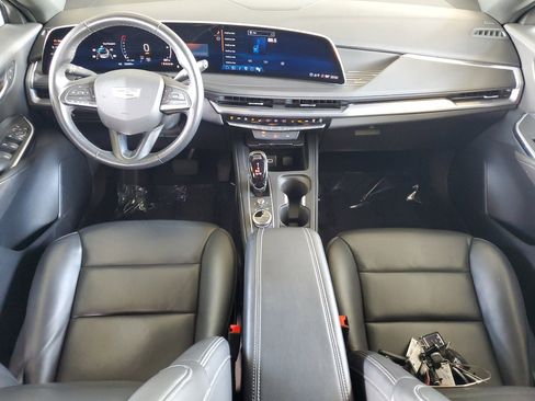 Used 2025 Cadillac XT4 Premium Luxury FWD image 11