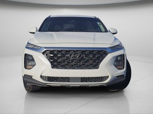Used 2020 Hyundai Santa Fe SE image 3