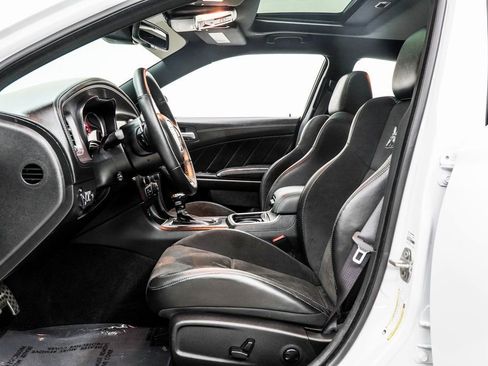 Used 2023 Dodge Charger Scat Pack w/ Plus Group image 39