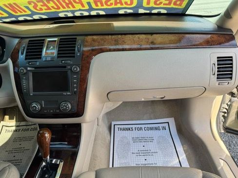 Used 2011 Cadillac DTS Premium w/ Driver Awareness Package FWD image 18