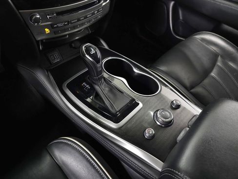 Used 2019 INFINITI QX60 Luxe w/ Essential Package image 27