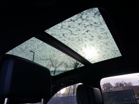 Used 2022 Audi Q3 2.0T Premium image 16