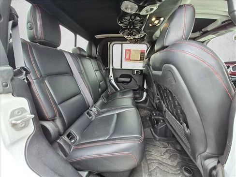 Used 2021 Jeep Gladiator Rubicon AWD/4WD image 17