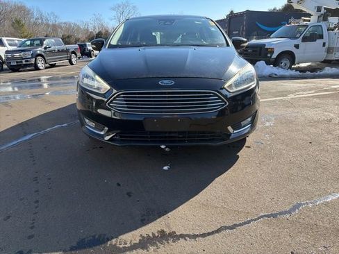 Used 2017 Ford Focus Titanium w/ Titanium Technology Package image 2