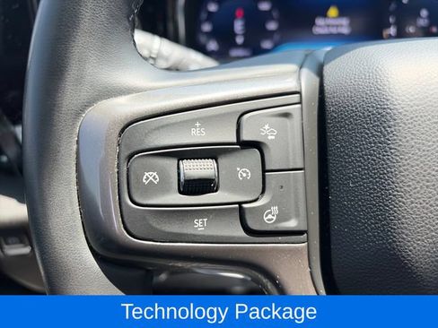 Used 2024 Chevrolet Silverado 2500 ZR2 w/ Technology Package AWD/4WD image 14