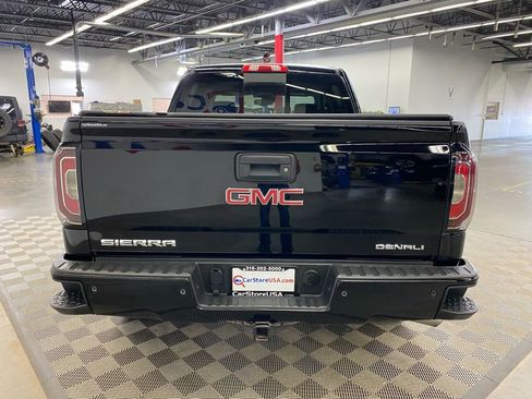 Used 2018 GMC Sierra 1500 Denali w/ Denali Ultimate Package AWD/4WD image 7