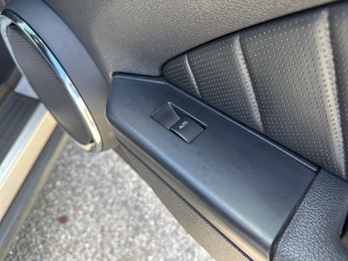 Used 2011 Ford Mustang Premium w/ 202A Rapid Spec Order Code image 18