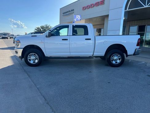 Used 2025 RAM 2500 Tradesman AWD/4WD image 2