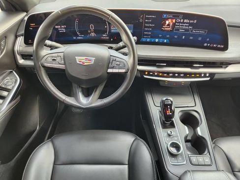 Used 2025 Cadillac XT4 Premium Luxury FWD image 27