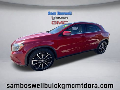 Used 2017 Mercedes-Benz GLA 250 w/ Premium Package image 1
