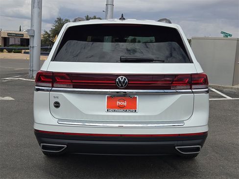 New 2026 Volkswagen Atlas SE image 9