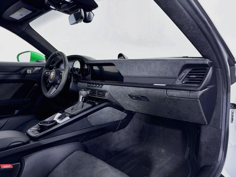 Used 2024 Porsche 911 GT3 RS RWD image 31
